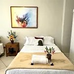 Otimo Apartamento Na Quadra Da Praia Av Nsa C 1137 Ap401